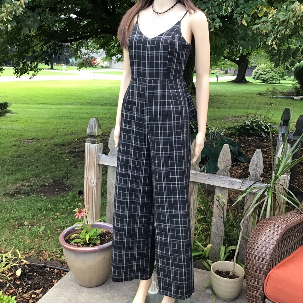 TARTAN LINED JUMPSUIT WIDE LEG ADJUSTABLE  BOW IN BACK - Picture 8 of 10